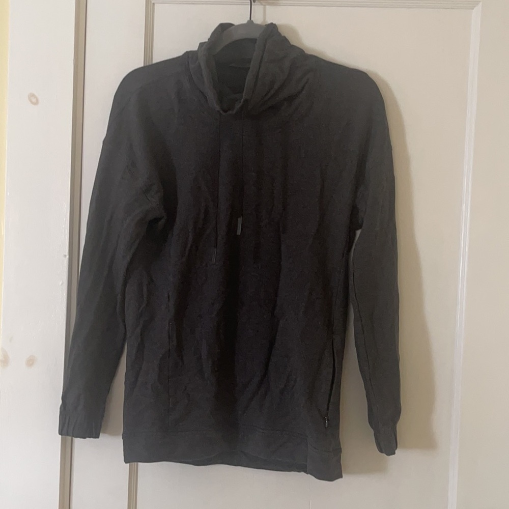 Lululemon Twisted and Tuckered Long Sleeve